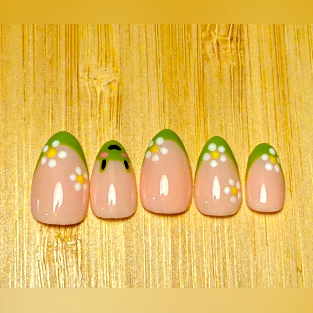 Green Frog and white PressOn Nails
all sizes available
dm me for custom nails!